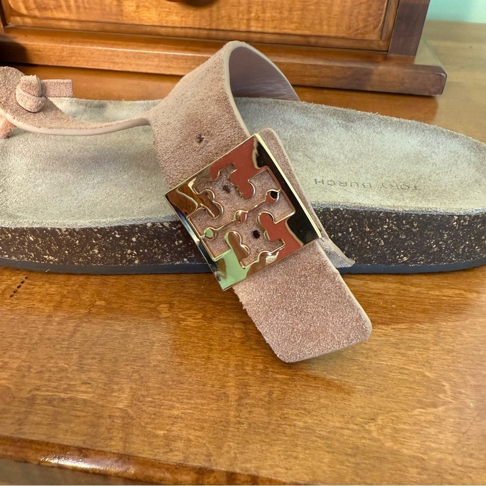 Tory Burch Mellow Thong Blush Pink Leather Sandals - Picture 5 of 10